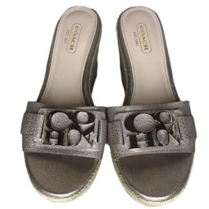 Coach Women’s Slip-On Carlana Pebbled Metallic Wedge Sandals Size 5.5B